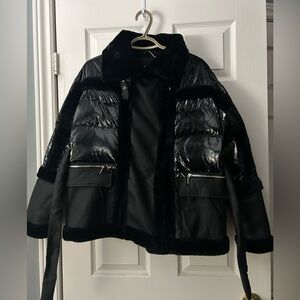 Maniere De Voir Glossy Black Puffer Coat